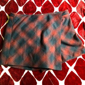 Previously thrifted Hinge skort